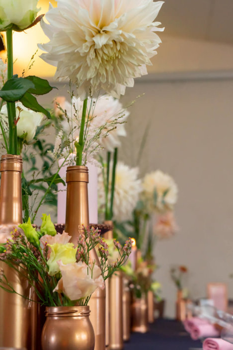 Festliche Deko Mit Dahlien