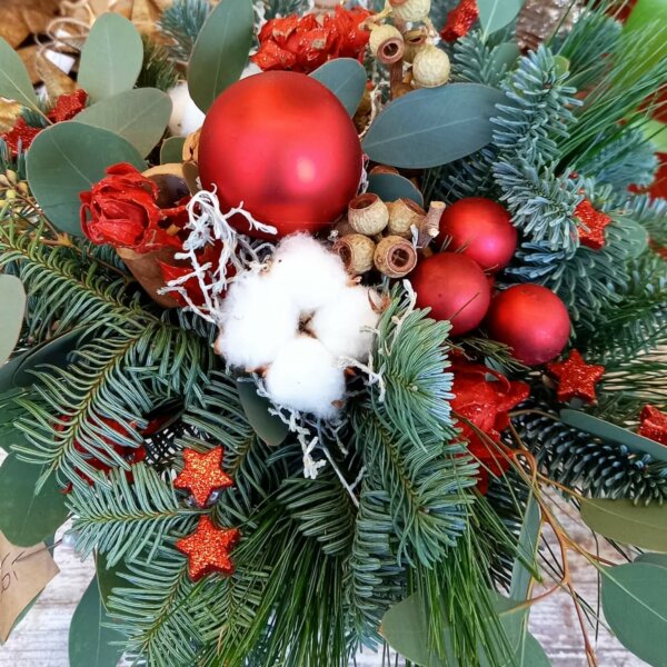 Strauß mit Baumwolle und Grün Strauß mit Baumwolle und Grün